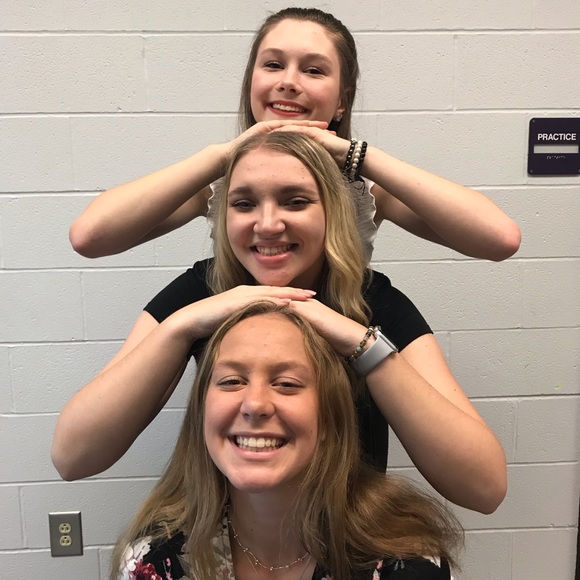 Meet your Posher, Emilie - Picture 1 of 1